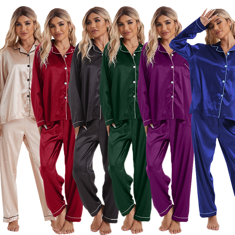Mukautettava satiini pyjama asettaa miehille ja naisille